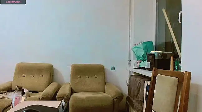 Snapshot of RosaJil chatting on March 2, 2025, 1:05 pm RosaJil online show from March 2, 2025, 1:05 pm