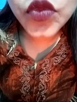 Snapshot of Gulabo-jaan chatting on January 7, 2025, 8:34 am Gulabo-jaan online show from January 7, 2025, 8:34 am