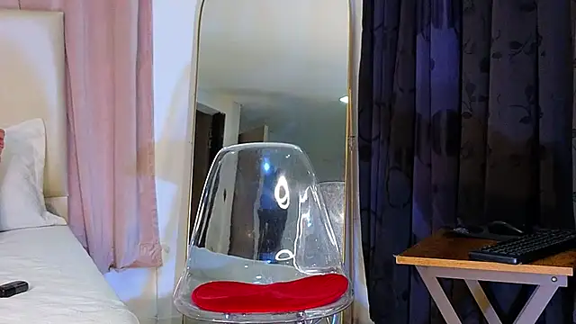 Snapshot of KristennBlue chatting on February 8, 2025, 1:54 am KristennBlue online show from February 8, 2025, 1:54 am