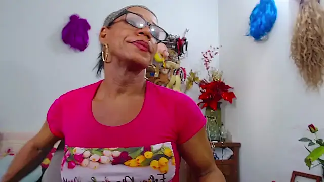 bardotbigcockts online show from November 12, 2025, 8:52 pm