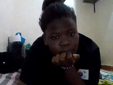 honeypotsweet online show from October 13, 2025, 8:58 am