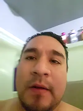 Snapshot of BigdDan2323 chatting on December 22, 2024, 11:00 am BigdDan2323 online show from December 22, 2024, 11:00 am