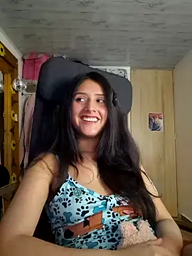 Snapshot of mari_mar69 chatting on July 17, 2026, 9:49 am mari mar69 online show from July 17, 2026, 9:49 am
