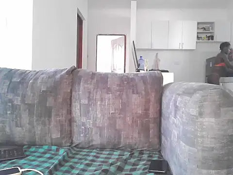 Snapshot of petiteebony_81 chatting on September 27, 2025, 4:06 am petiteebony 81 online show from September 27, 2025, 4:06 am