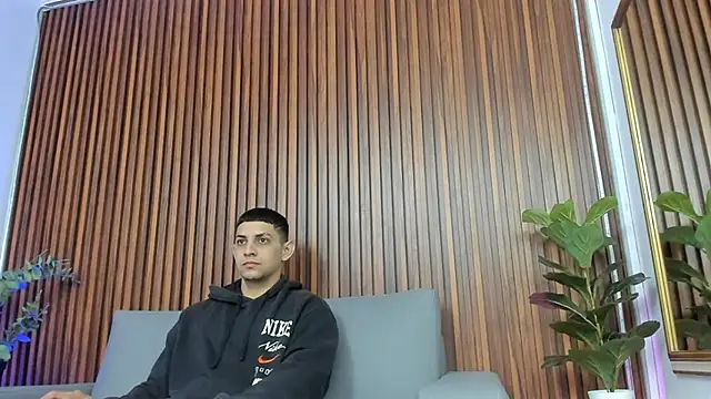 Alex cute77 online show from February 14, 2026, 11:29 am