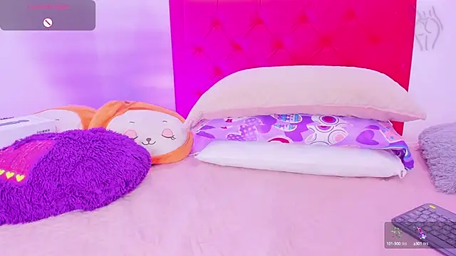 Sofia Girl  online show from December 4, 2024, 6:33 am