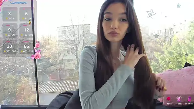 Snapshot of Sassy_Teen chatting on December 17, 2024, 10:55 am Sassy Teen online show from December 17, 2024, 10:55 am