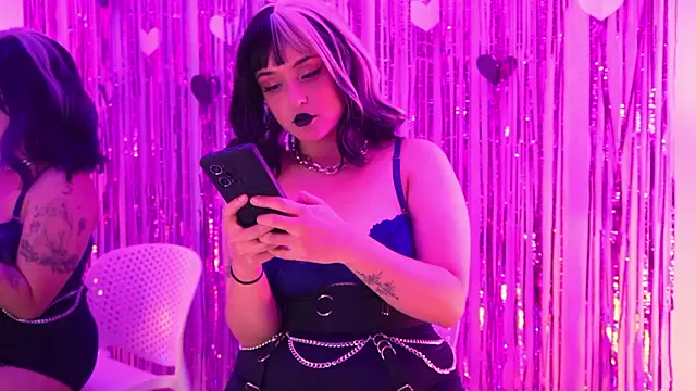 Gloomydoll online show from February 13, 2026, 11:34 pm