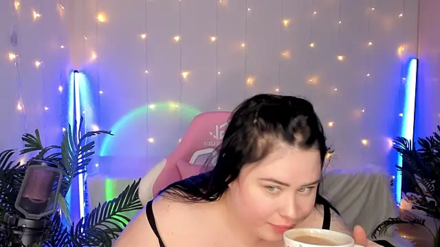 Akemi BBW online show from December 27, 2024, 9:22 pm