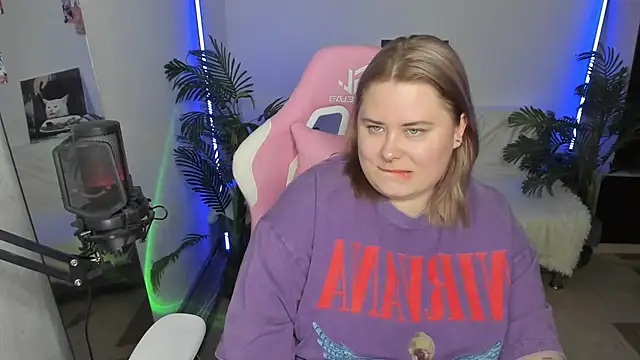 Akemi BBW online show from March 5, 2025, 8:53 pm