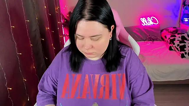 Akemi BBW online show from November 4, 2025, 4:28 pm