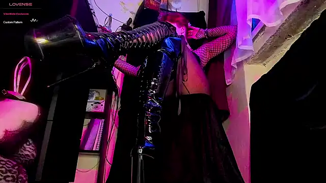 Snapshot of astarrot chatting on February 18, 2025, 7:09 pm astarrot online show from February 18, 2025, 7:09 pm