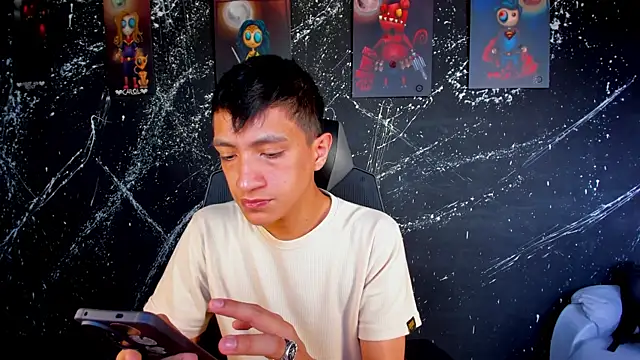 DereckCooperr online show from April 14, 2026, 8:59 pm