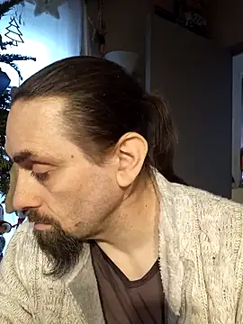 Snapshot of teekoine1 chatting on January 8, 2025, 9:00 am teekoine1 online show from January 8, 2025, 9:00 am