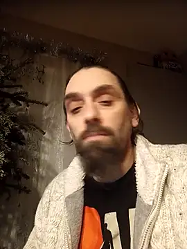 Snapshot of teekoine1 chatting on January 17, 2025, 2:08 am teekoine1 online show from January 17, 2025, 2:08 am