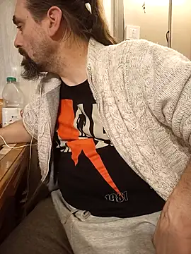 Snapshot of teekoine1 chatting on November 5, 2025, 2:44 am teekoine1 online show from November 5, 2025, 2:44 am