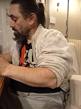 Snapshot of teekoine1 chatting on November 10, 2025, 2:54 am teekoine1 online show from November 10, 2025, 2:54 am