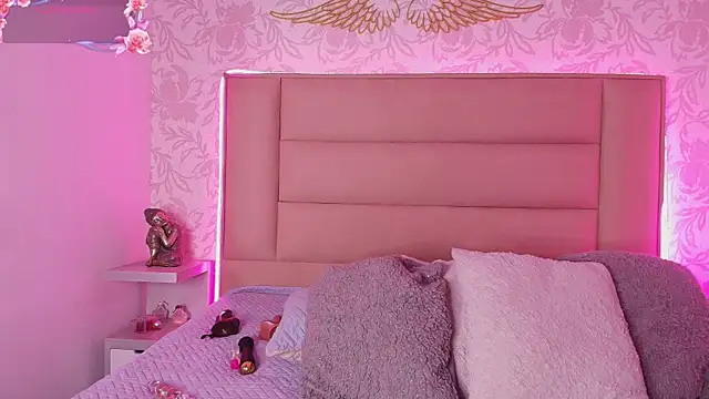 Snapshot of monserrat_towers chatting on February 10, 2026, 1:37 pm monserrat towers online show from February 10, 2026, 1:37 pm