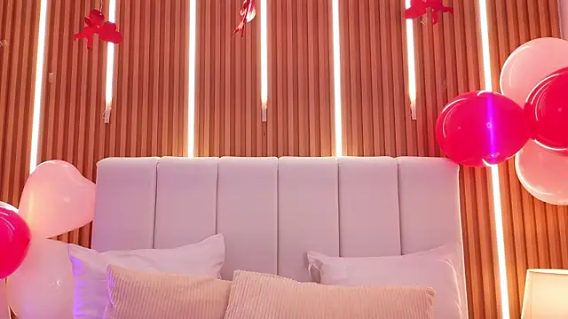 Katy Van online show from February 11, 2026, 9:20 pm