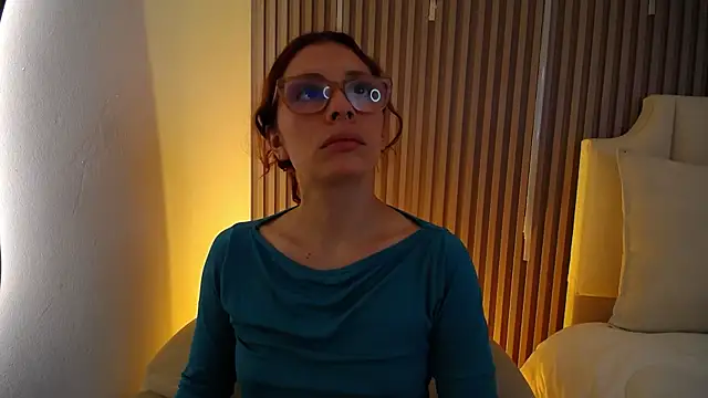 Katy Van online show from May 25, 2026, 8:37 pm