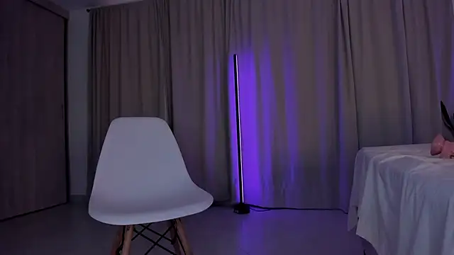 tina olsen07 online show from February 24, 2025, 9:31 pm