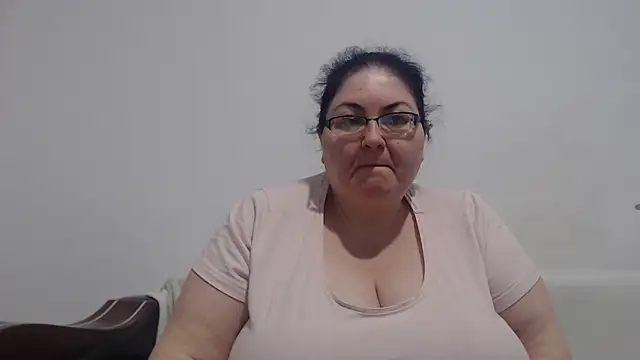 Nykyxo online show from April 25, 2026, 7:44 am