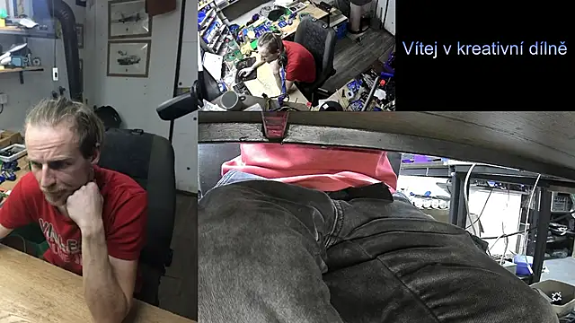 Snapshot of Happy_Michal chatting on January 17, 2025, 5:41 pm Happy Michal online show from January 17, 2025, 5:41 pm