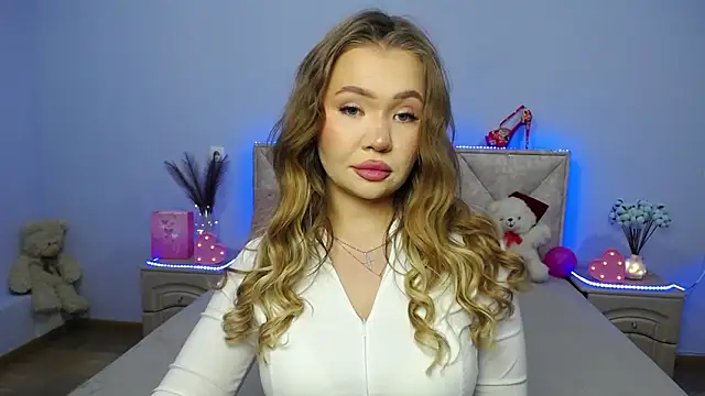 StacyYellig online show from January 17, 2025, 10:56 pm