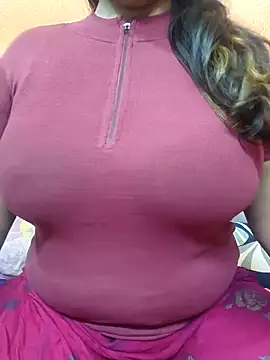 Snapshot of CUTE_SOPHIA- chatting on February 22, 2025, 5:02 am CUTE SOPHIA- online show from February 22, 2025, 5:02 am