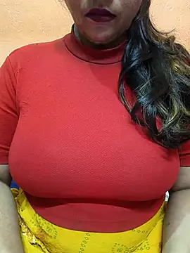 Snapshot of CUTE_SOPHIA- chatting on February 23, 2025, 8:11 pm CUTE SOPHIA- online show from February 23, 2025, 8:11 pm