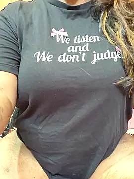 Snapshot of CUTE_SOPHIA- chatting on September 27, 2025, 12:48 am CUTE SOPHIA- online show from September 27, 2025, 12:48 am