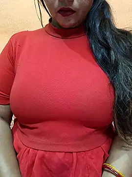 CUTE SOPHIA- online show from March 6, 2026, 1:13 am