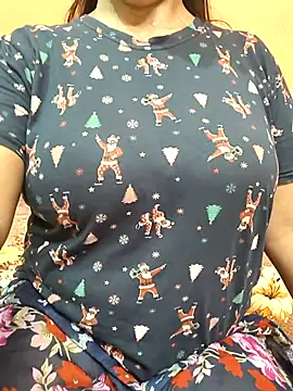 CUTE SOPHIA- online show from May 12, 2026, 1:19 pm