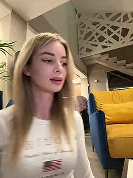 EvieEvans online show from January 14, 2025, 7:21 pm