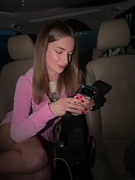 Snapshot of EvieEvans chatting on February 8, 2026, 5:16 pm EvieEvans online show from February 8, 2026, 5:16 pm