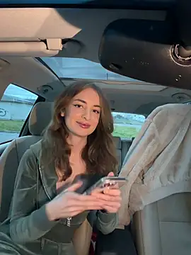 Snapshot of EvieEvans chatting on February 22, 2026, 5:00 pm EvieEvans online show from February 22, 2026, 5:00 pm