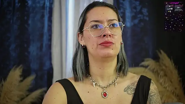 Snapshot of isaibanez chatting on November 23, 2025, 1:33 pm isaibanez online show from November 23, 2025, 1:33 pm