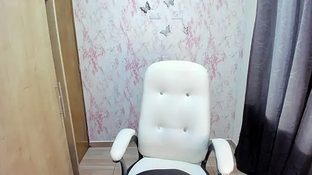 RoryDior online show from September 26, 2025, 5:22 am