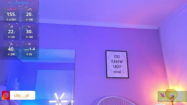 LillyDolls23 online show from January 28, 2025, 4:41 pm