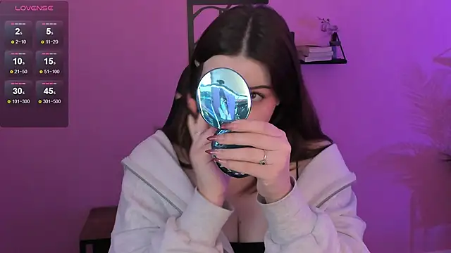 CoralineKeyns online show from February 27, 2025, 5:24 am