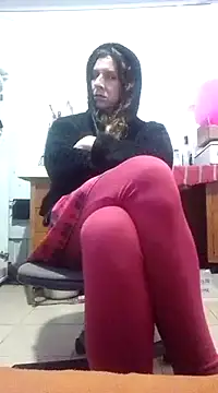 Snapshot of Cameron_puppy chatting on March 4, 2025, 8:46 am Cameron puppy online show from March 4, 2025, 8:46 am