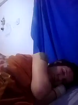 Snapshot of Cameron_puppy chatting on March 5, 2025, 7:05 am Cameron puppy online show from March 5, 2025, 7:05 am