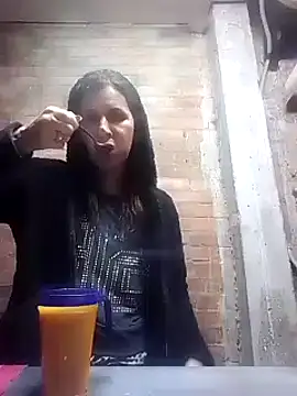 Snapshot of Cameron_puppy chatting on March 12, 2025, 2:41 am Cameron puppy online show from March 12, 2025, 2:41 am