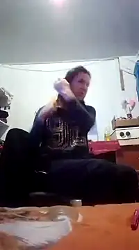 Snapshot of Cameron_puppy chatting on March 19, 2025, 12:23 pm Cameron puppy online show from March 19, 2025, 12:23 pm