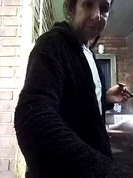 Snapshot of Cameron_puppy chatting on March 22, 2025, 8:04 pm Cameron puppy online show from March 22, 2025, 8:04 pm