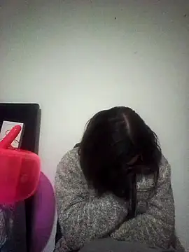 Snapshot of Cameron_puppy chatting on September 10, 2025, 5:40 am Cameron puppy online show from September 10, 2025, 5:40 am