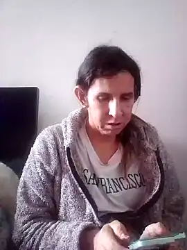 Snapshot of Cameron_puppy chatting on September 24, 2025, 6:44 pm Cameron puppy online show from September 24, 2025, 6:44 pm