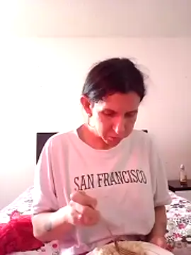 Snapshot of Cameron_puppy chatting on October 20, 2025, 8:31 pm Cameron puppy online show from October 20, 2025, 8:31 pm