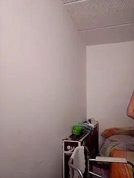 Snapshot of Cameron_puppy chatting on October 21, 2025, 5:35 pm Cameron puppy online show from October 21, 2025, 5:35 pm