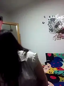 Snapshot of Cameron_puppy chatting on November 6, 2025, 7:09 am Cameron puppy online show from November 6, 2025, 7:09 am